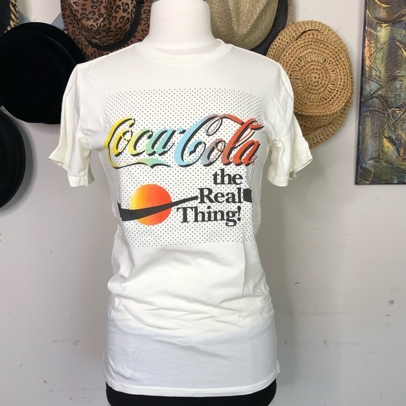 Coca-Cola Graphic T-shirt - Picture 1 of 8